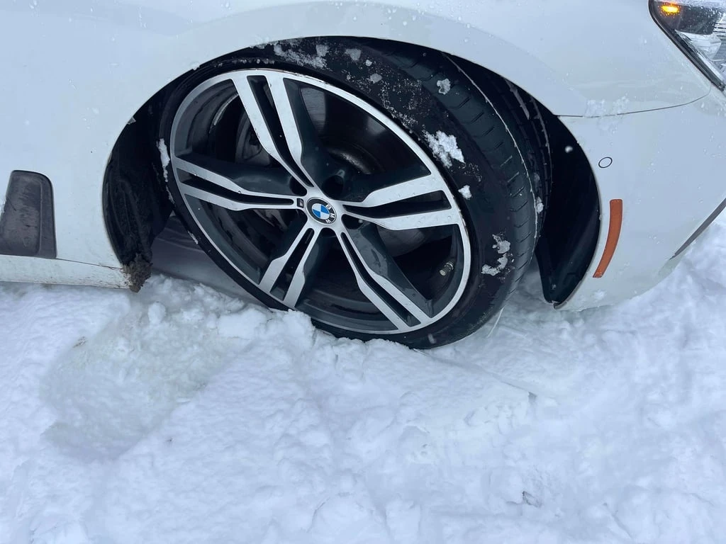 BMW 750 * 750i xDrive * CARFAX * БЕЗ ПЪРВОНАЧАЛНА ВНОСКА - изображение 7