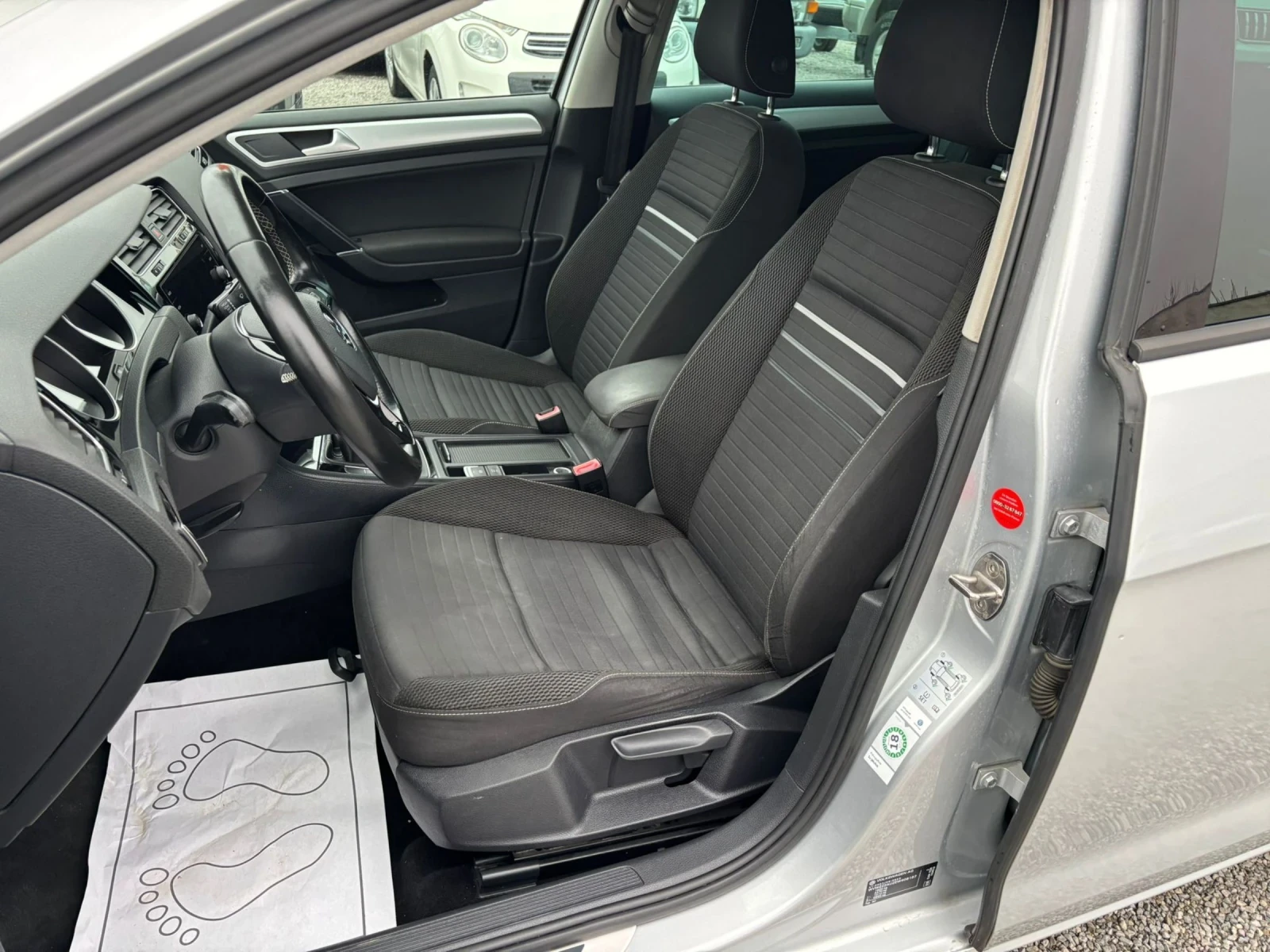 VW Golf 1.6tdi  CUP | Mobile.bg � ����������� 12