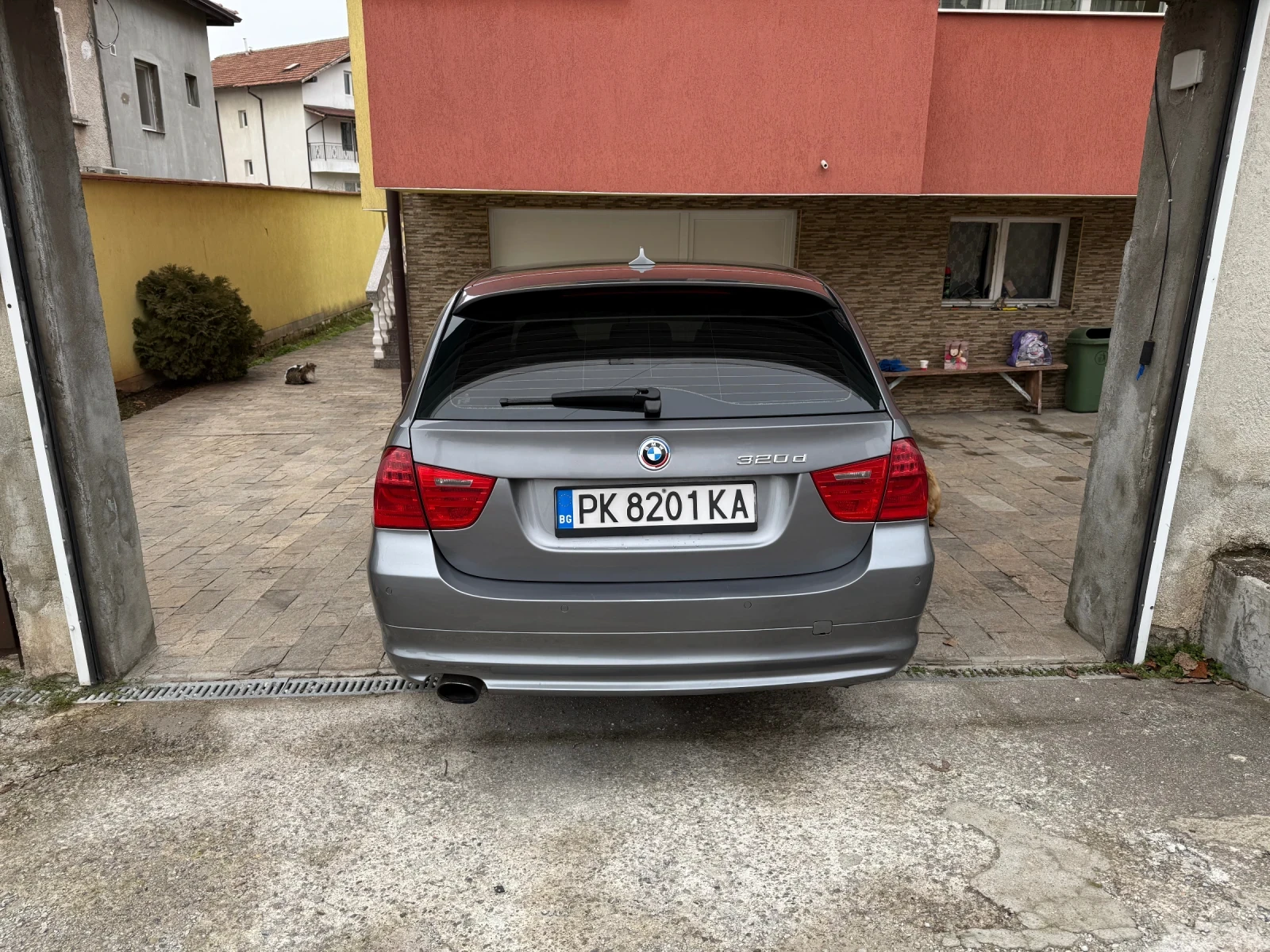 BMW 320 E91 - изображение 6