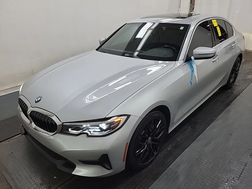 BMW 330 330i xDrive  CARFAX | Mobile.bg � ����������� 1