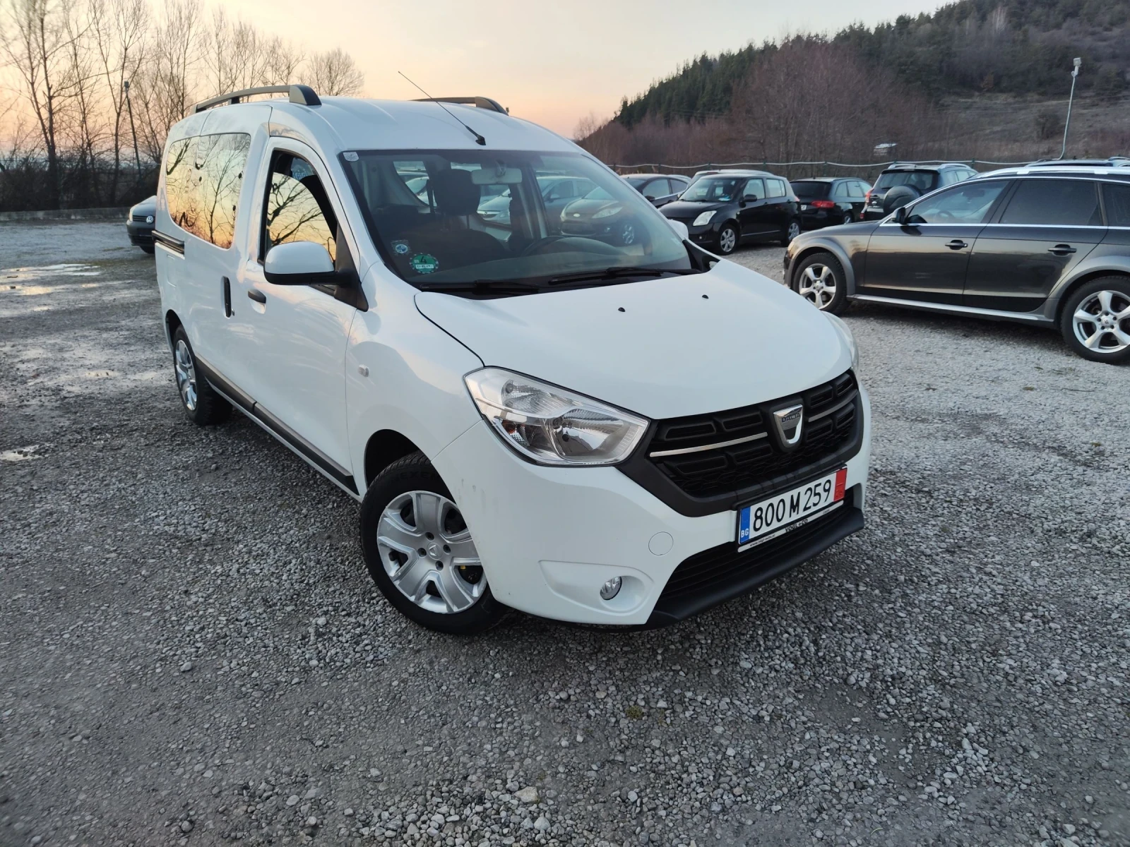 Dacia Dokker 1.6 I  102 к.с., снимка 4 - Автомобили и джипове - 53739516