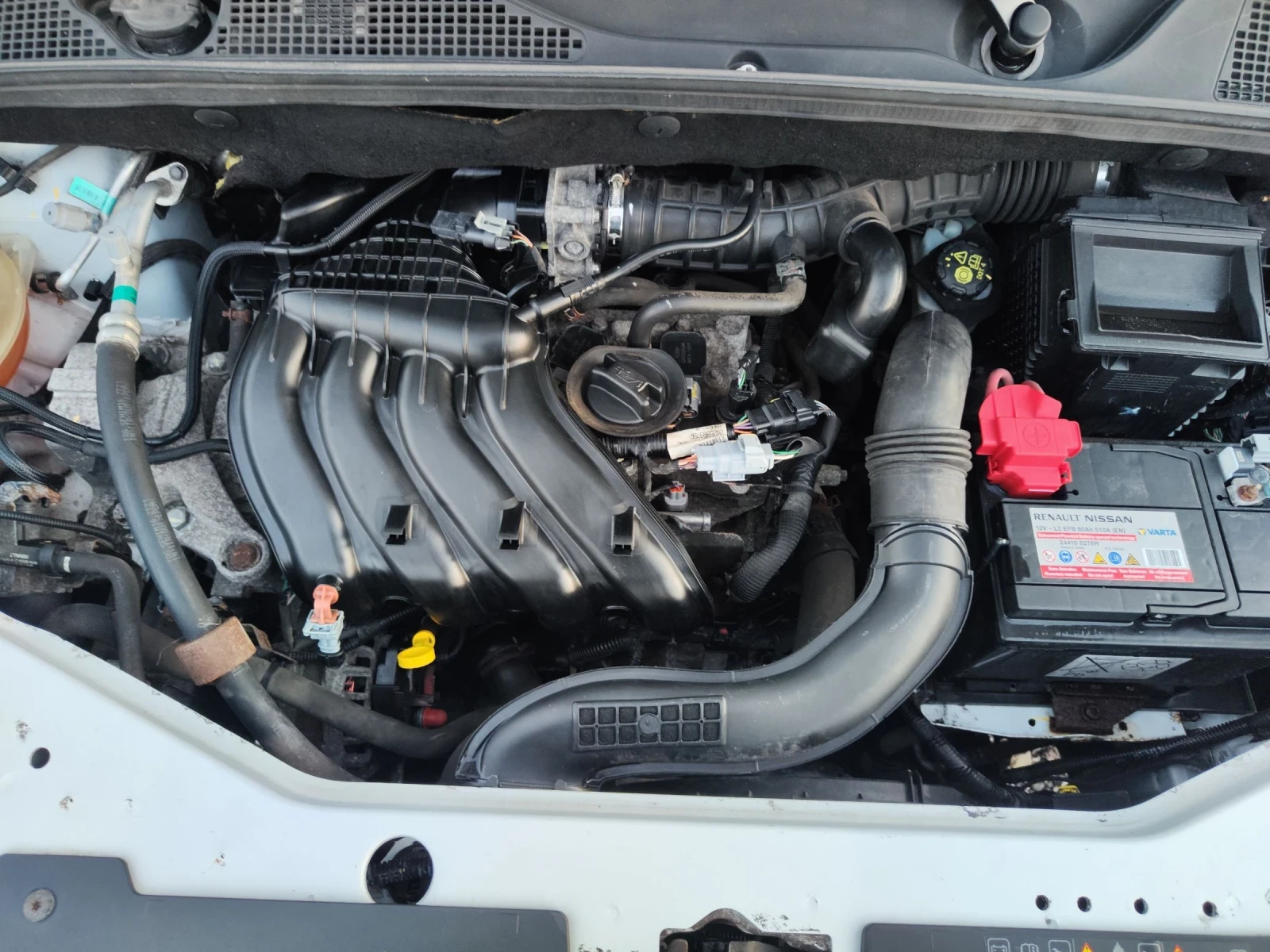 Dacia Dokker 1.6 I  102 к.с., снимка 15 - Автомобили и джипове - 53739516