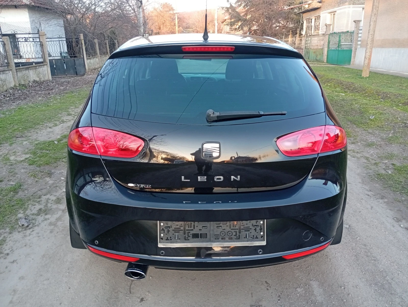 Seat Leon 1.4i Feislif , снимка 6 - Автомобили и джипове - 53758581