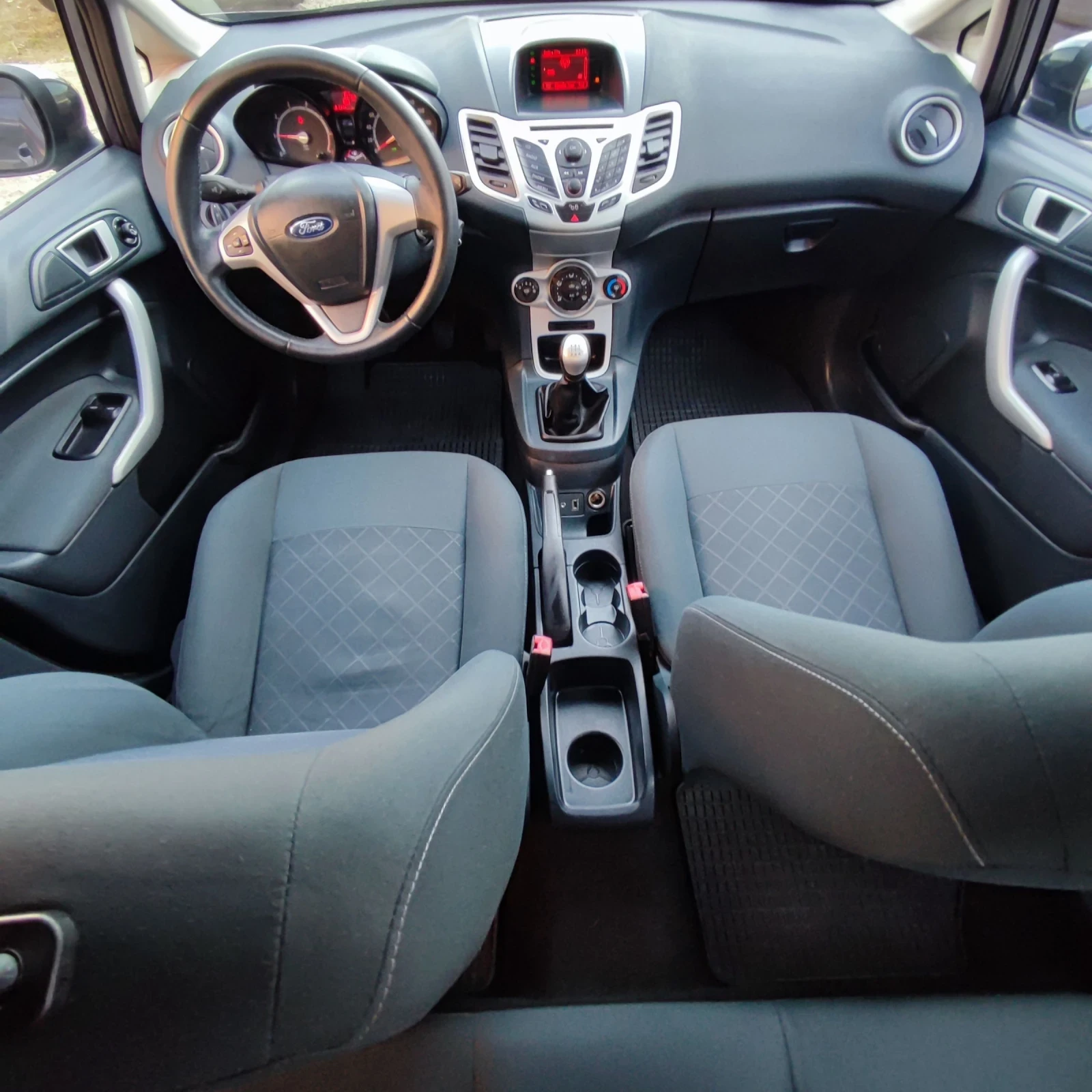 Ford Fiesta 1.25i* TITANIUM* 131�.��*  | Mobile.bg � ����������� 11