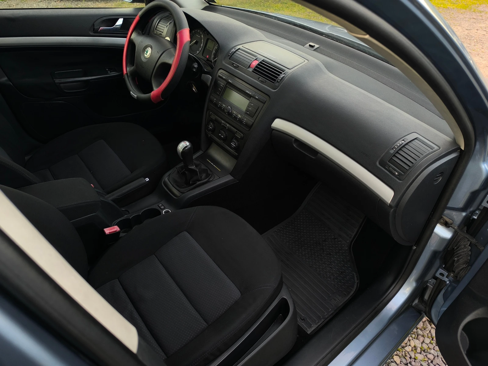 Skoda Octavia -1.9TDI-105кс-4х4-6 скорости-КЛИМАТРОНИК, снимка 14 - Автомобили и джипове - 54428006