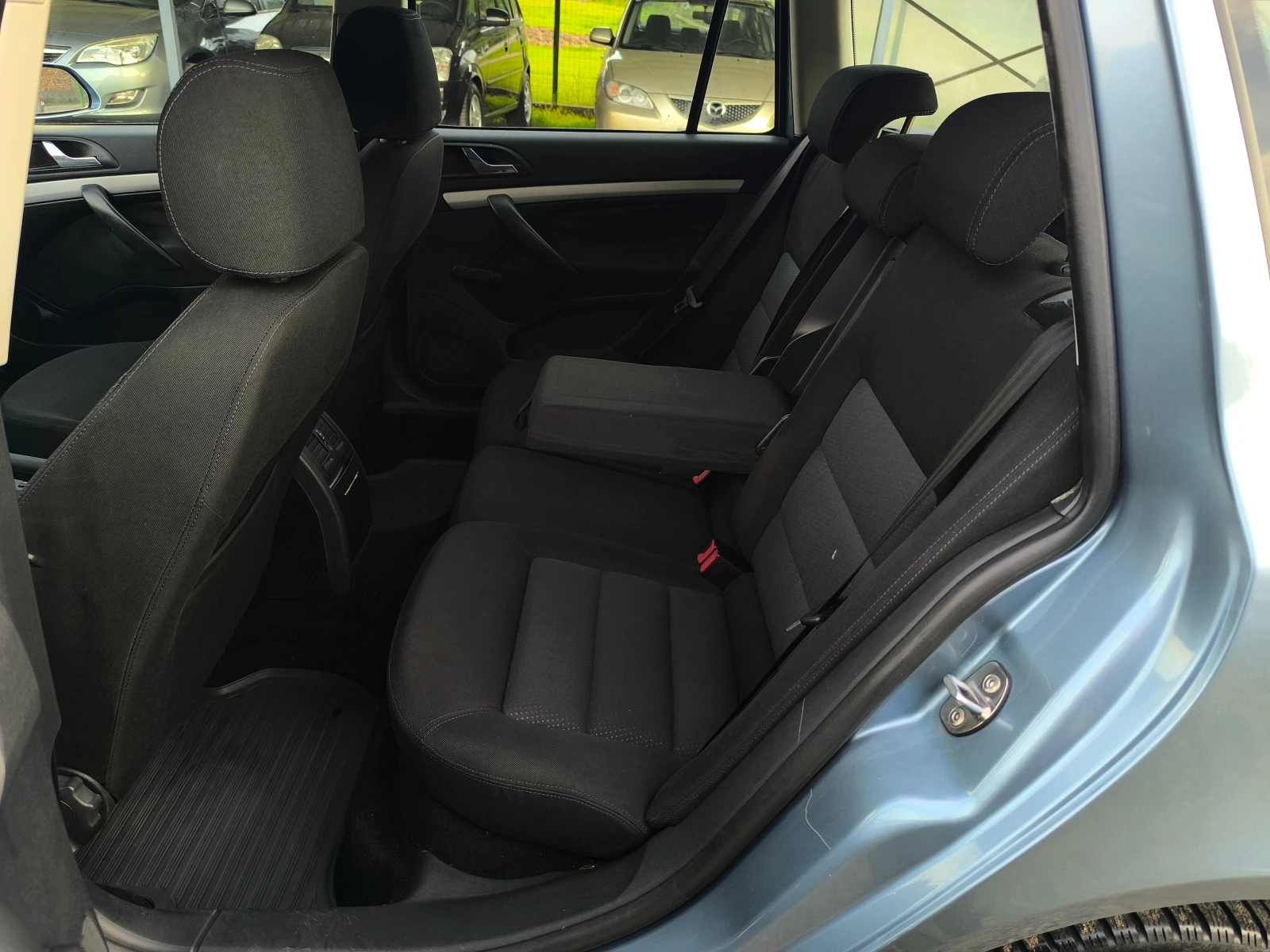 Skoda Octavia -1.9TDI-105кс-4х4-6 скорости-КЛИМАТРОНИК, снимка 12 - Автомобили и джипове - 54428006