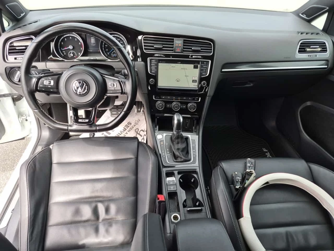 VW Golf * 5DR HB DSG * CARFAX * ЦЕНА ДО БГ, снимка 6 - Автомобили и джипове - 54593844
