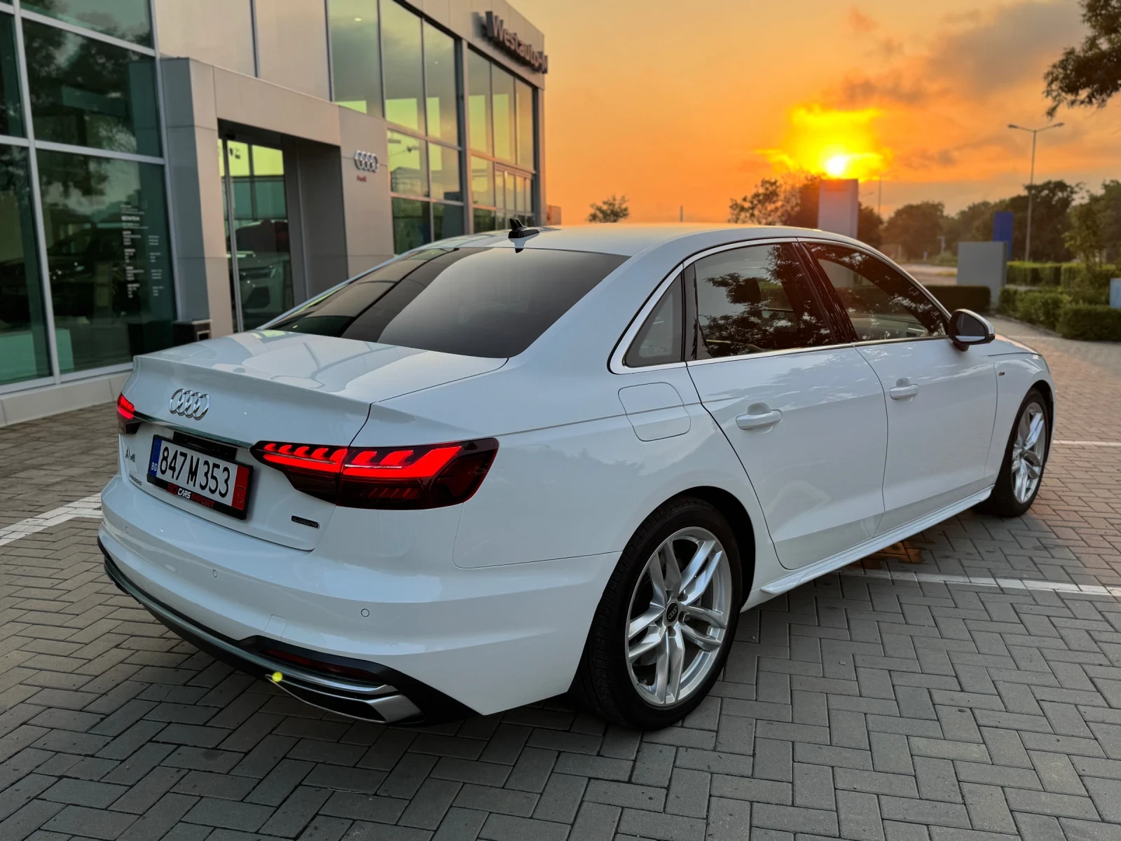 Audi A4 А4 3хS line 45 TFSI quattro, снимка 6 - Автомобили и джипове - 54808880