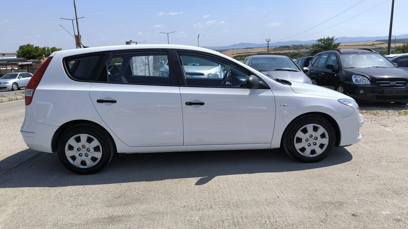 Hyundai I30 1.6i, снимка 4 - Автомобили и джипове - 55090175