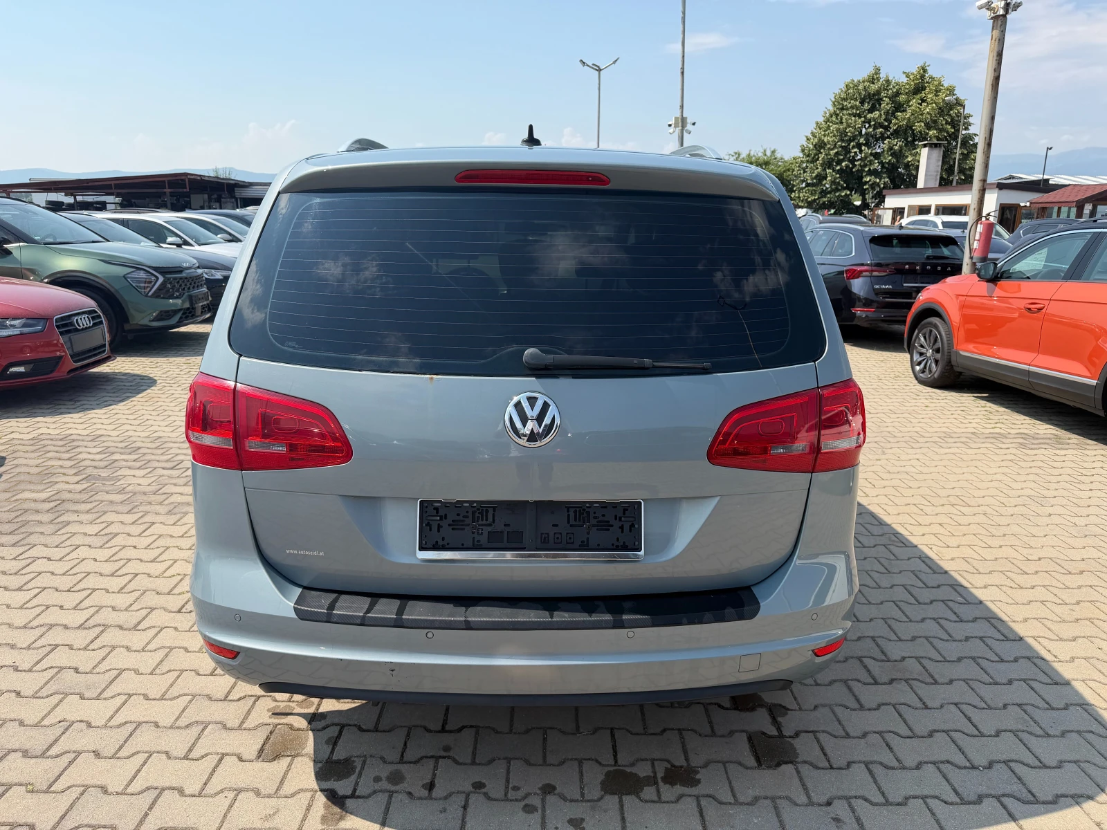 VW Sharan 2.0TDI 4MOTION NAVI/PANORAMA/KAMERA EURO 5, снимка 7 - Автомобили и джипове - 55116189