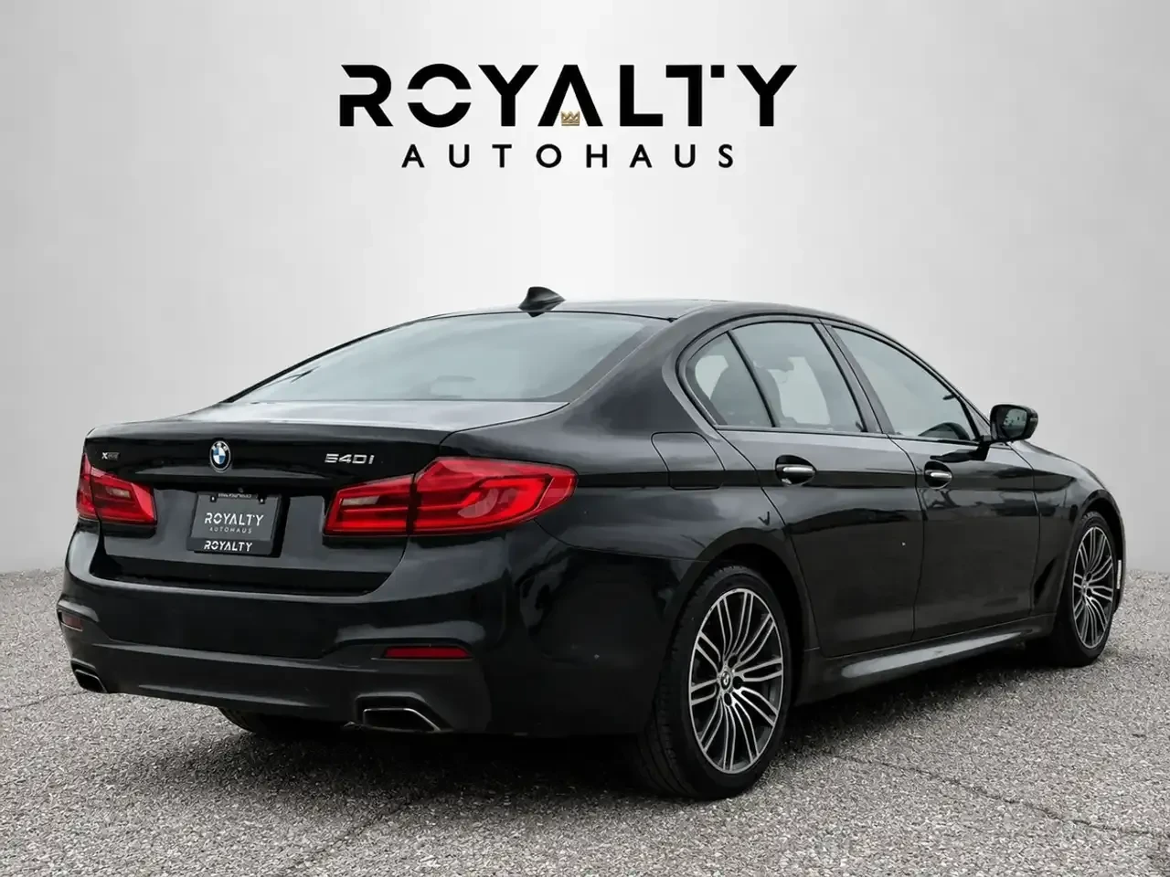 BMW 540 xDrive M Sport SOFT CLOSE| AMBIENT| ACC| HUD| H/K | Mobile.bg � ����������� 3