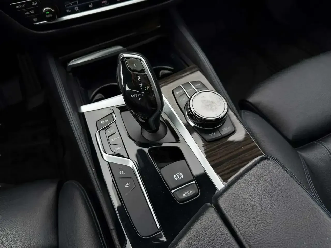 BMW 540 xDrive M Sport SOFT CLOSE| AMBIENT| ACC| HUD| H/K | Mobile.bg � ����������� 14