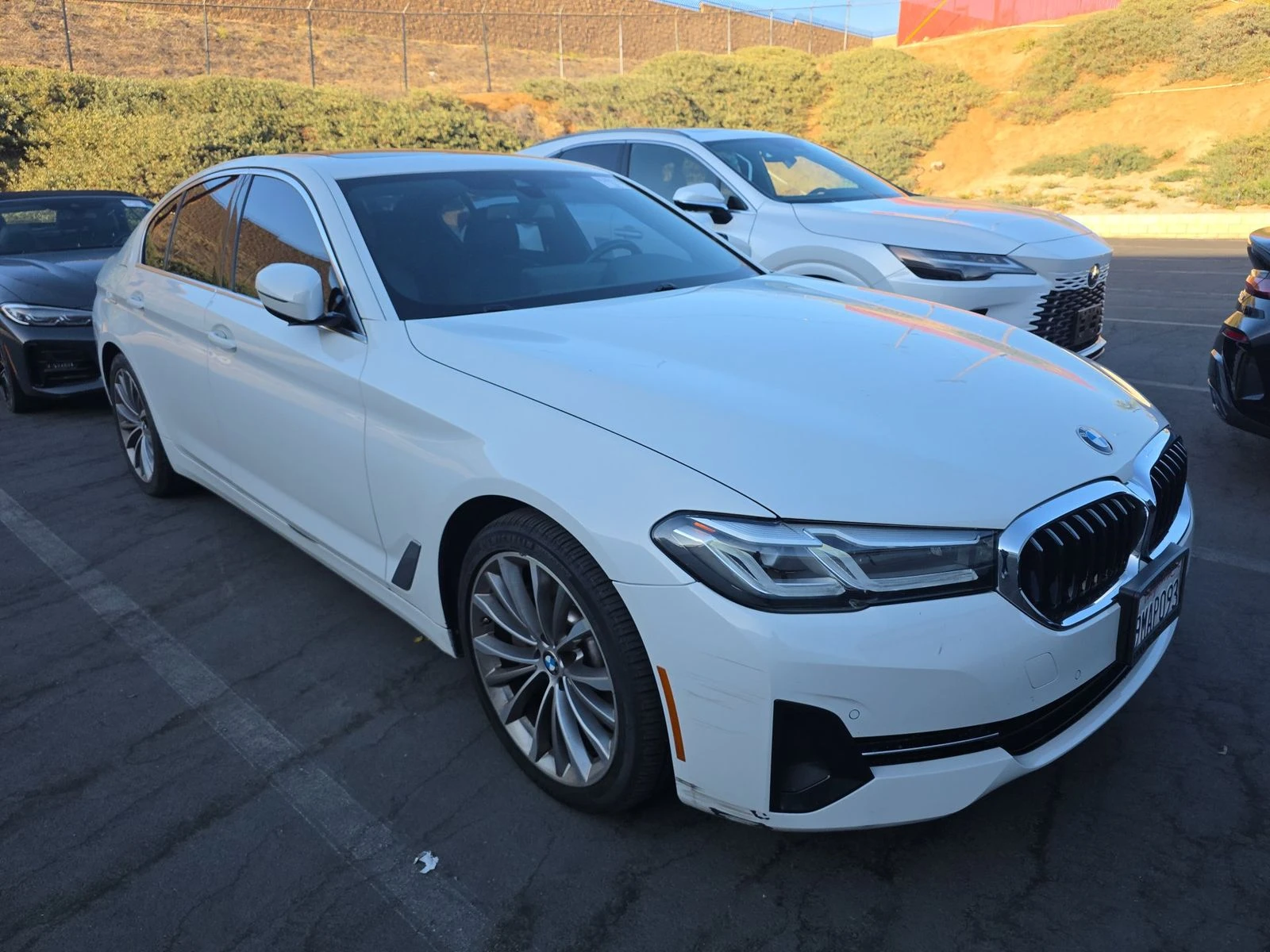 BMW 530 * CARFAX* ОПЦИЯ ЗА ФИНАНСИРАНЕ* , снимка 3 - Автомобили и джипове - 55530612