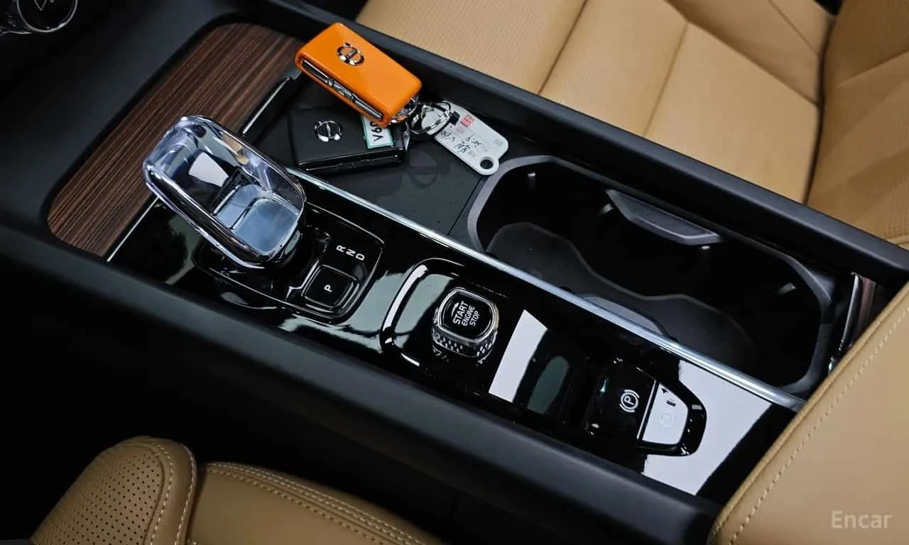 Volvo V60 * B5 Ultra AWD * ОПЦИЯ ЗА ФИНАНСИРАНЕ, снимка 9 - Автомобили и джипове - 55619654