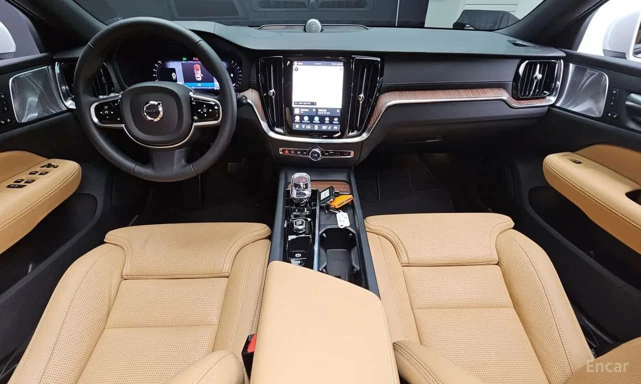 Volvo V60 * B5 Ultra AWD * ОПЦИЯ ЗА ФИНАНСИРАНЕ, снимка 7 - Автомобили и джипове - 55619654