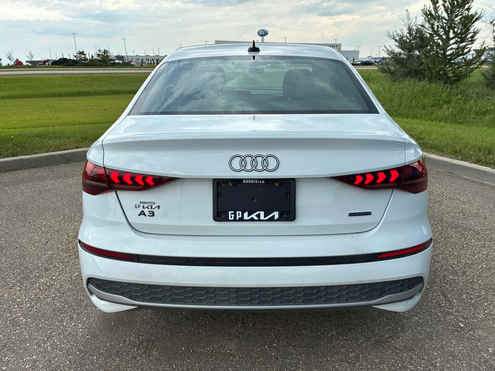 Audi A3 2.0L 4cyl AWD | Mobile.bg � ����������� 4