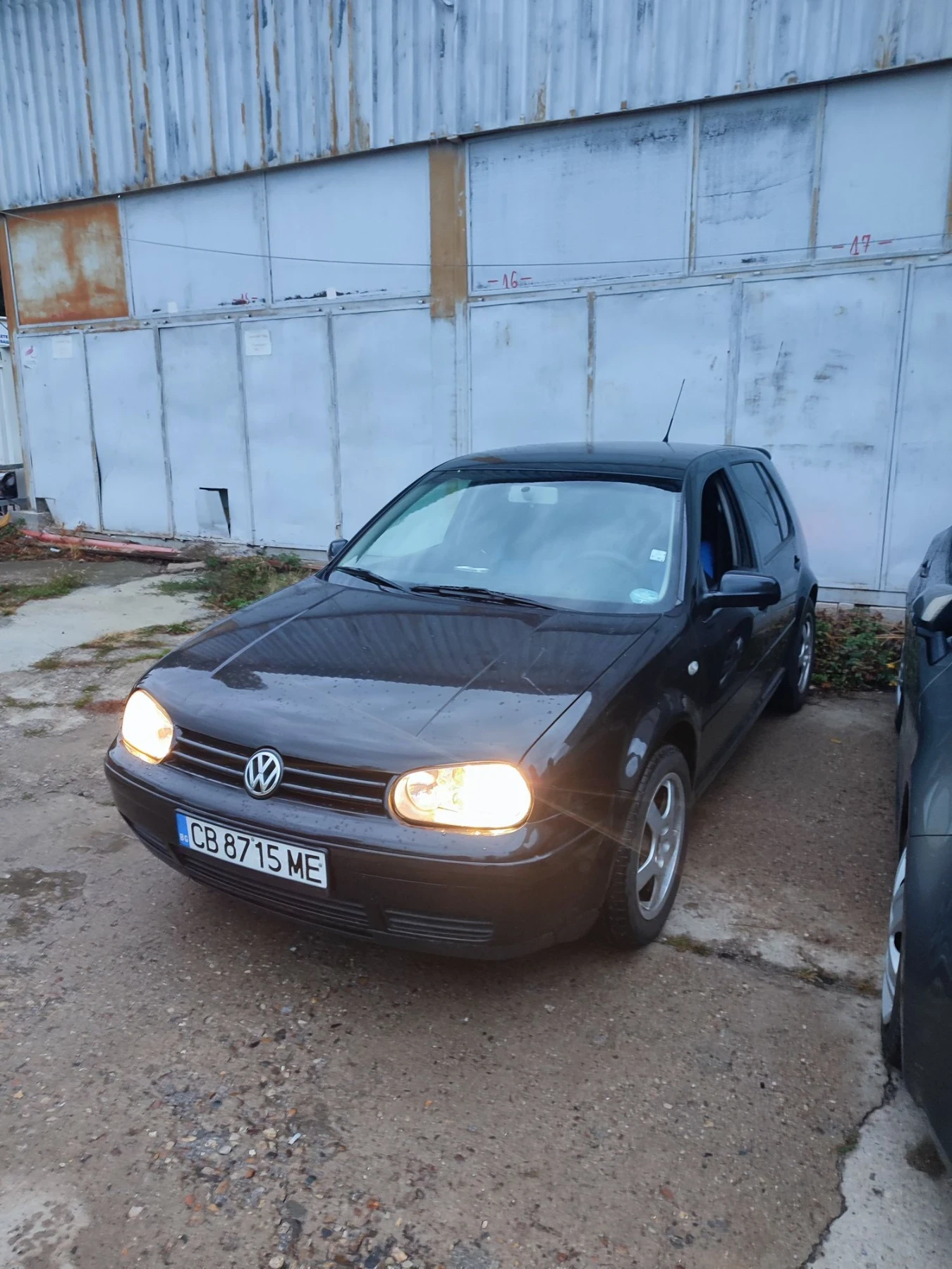 VW Golf 1.9 TDI, снимка 9 - Автомобили и джипове - 56487966