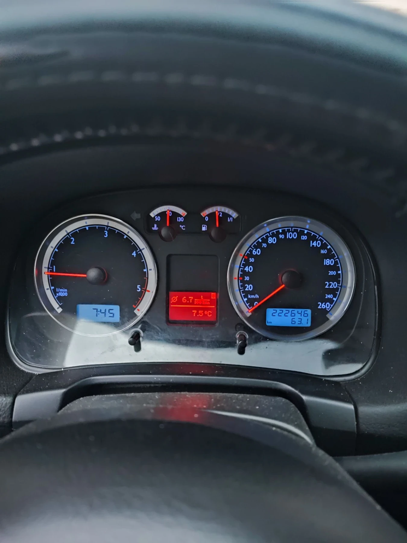 VW Golf 1.9 TDI, снимка 10 - Автомобили и джипове - 56487966