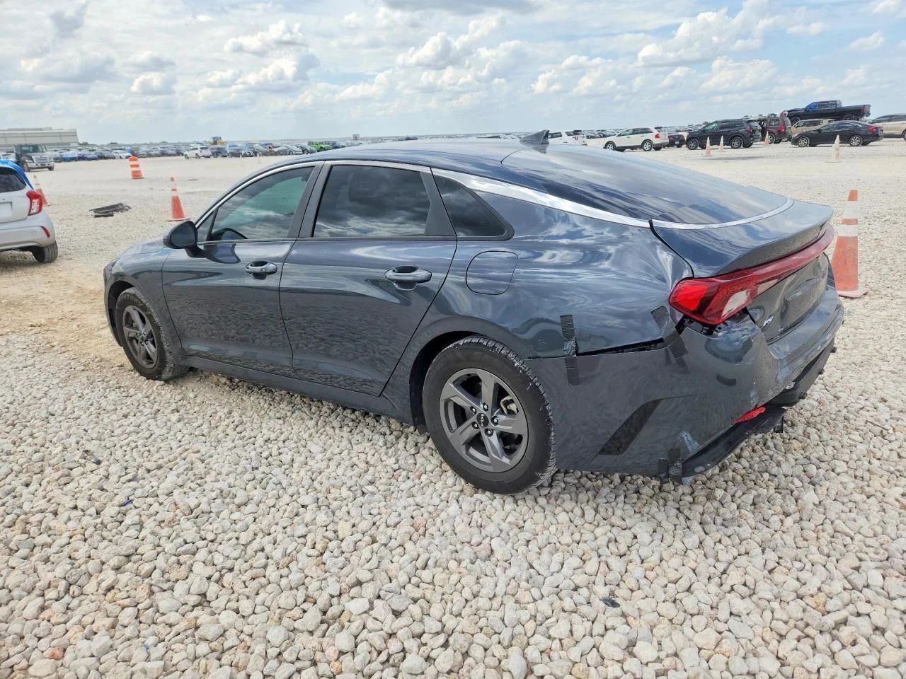 Kia K5, снимка 2 - Автомобили и джипове - 56710668