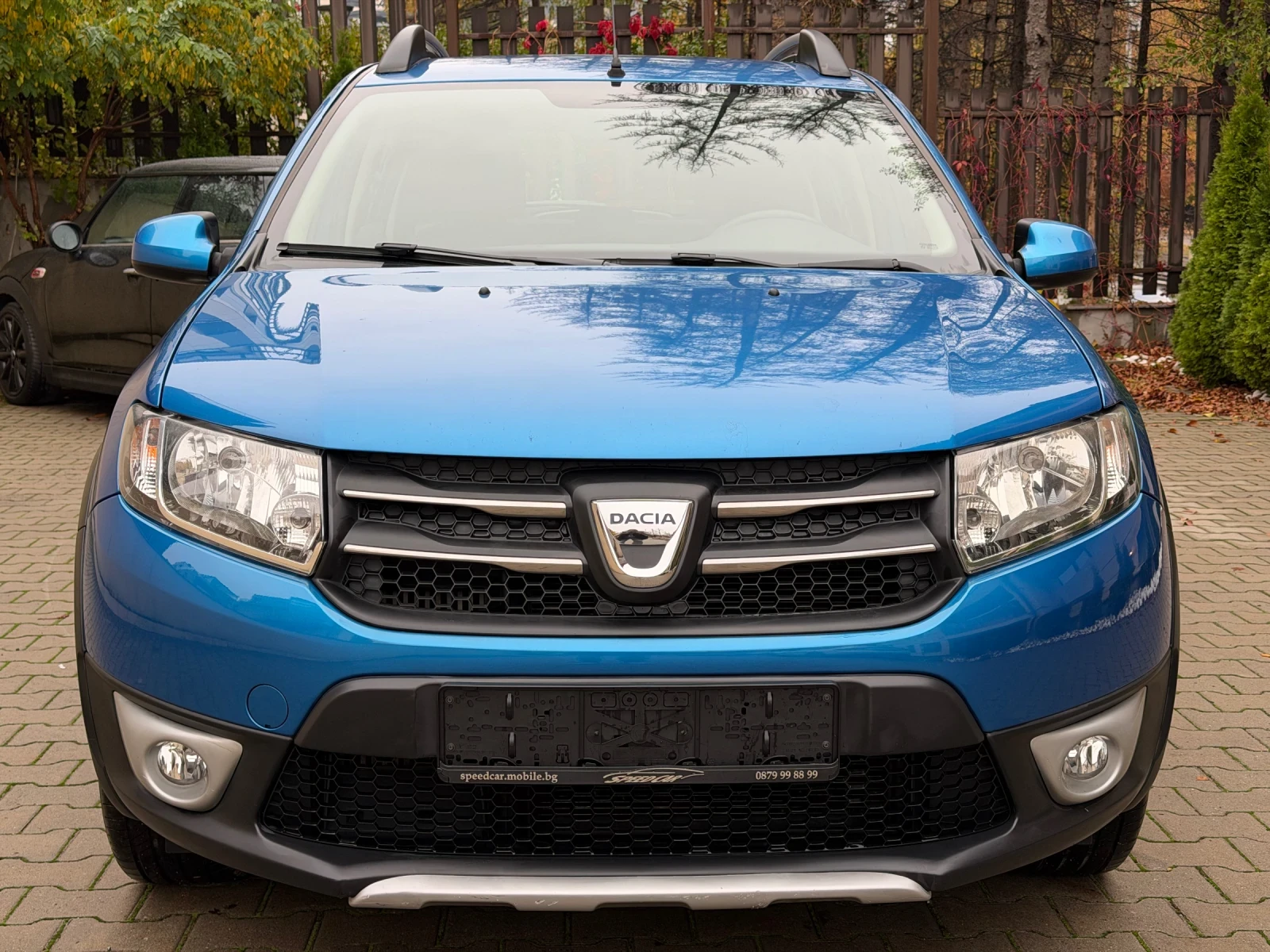Dacia Sandero STEPWAY-ФАБР.ГАЗОВ ИНЖЕКЦИОН-НАВИГАЦИЯ-КЛИМАТИК* 