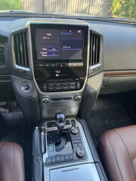 Toyota Land cruiser 5.7 VXR, снимка 9