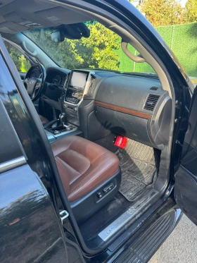 Toyota Land cruiser 5.7 VXR, снимка 13