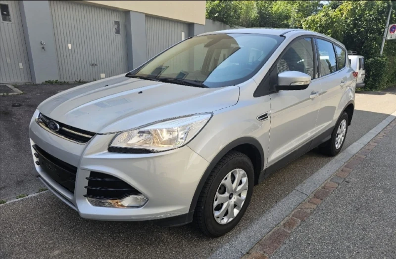 Ford Kuga 1.6 SCTi/Titanium/Automat/Swiss , снимка 3 - Автомобили и джипове - 47384431