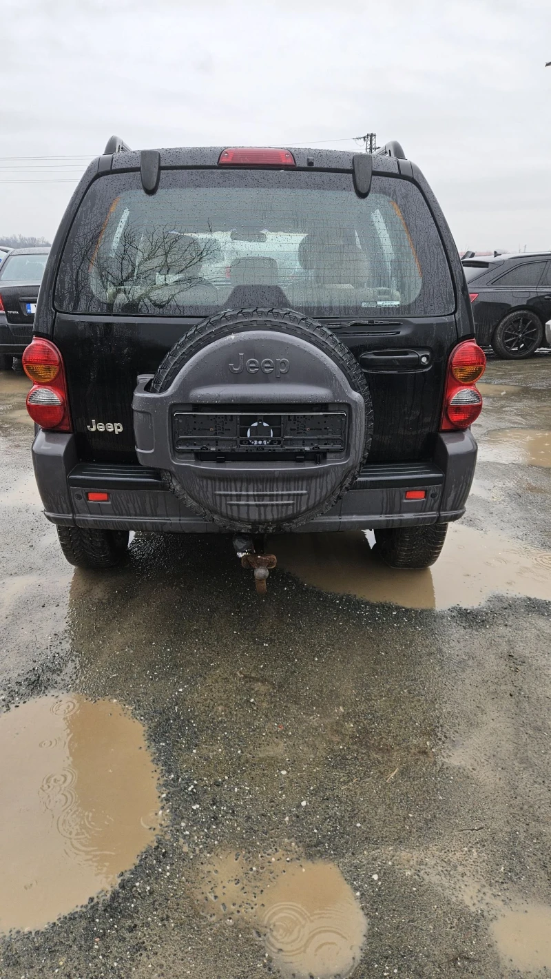 Jeep Cherokee 3.7, снимка 3 - Автомобили и джипове - 53273392