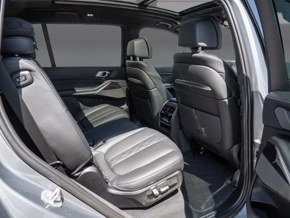 BMW X7 40i xDrive = M-Sport = Shadow Line Гаранция - изображение 10