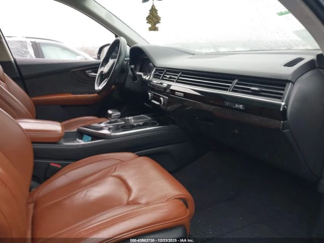 Audi Q7 55 PREMIUM* DIGITAL* PANORAMA* ПАМЕТ* ПОДГРЕВ*  - изображение 10