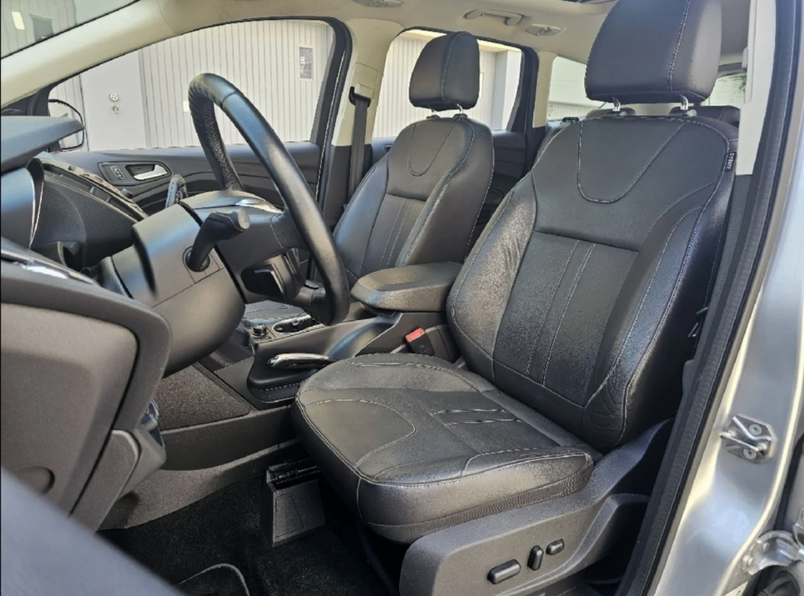 Ford Kuga 1.6 SCTi/Titanium/Automat/Swiss  - изображение 9