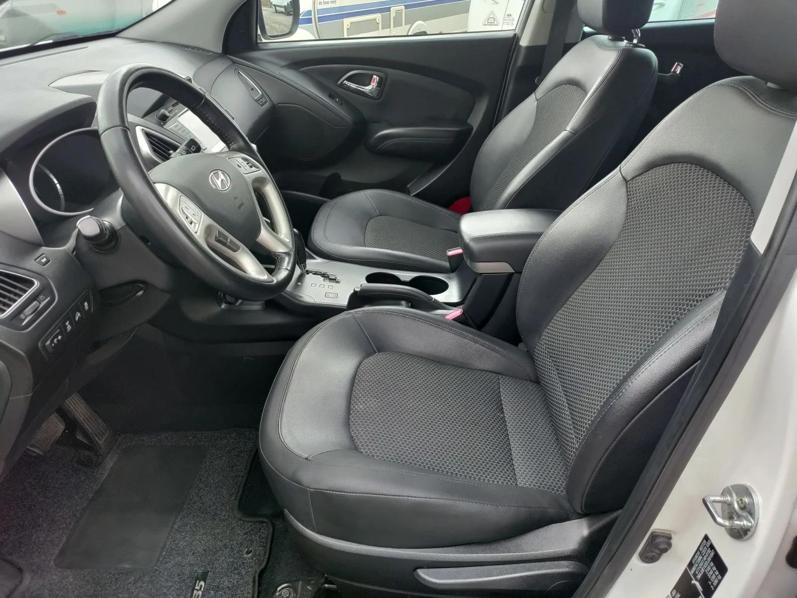 Hyundai IX35 2.0crdi 44 Automatic Swiss 184hp. | Mobile.bg   8