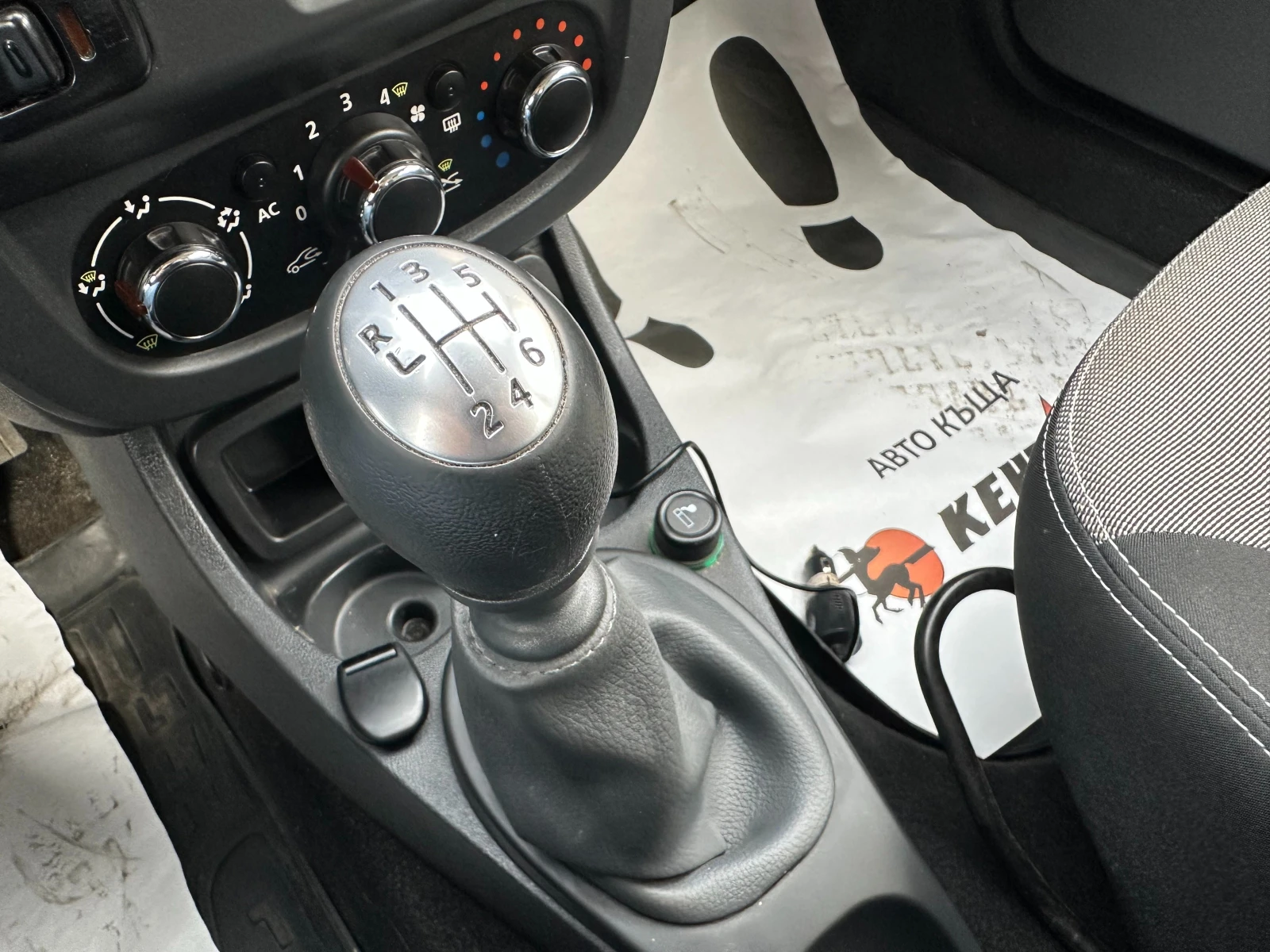 Dacia Duster 1.2i 125 �.�. ���/������ | Mobile.bg � ����������� 11