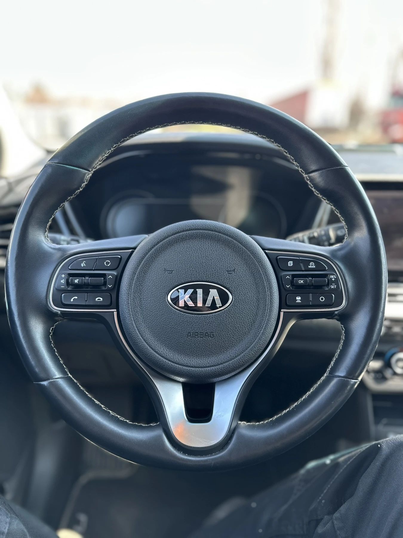 Kia Niro 204 HP, снимка 11 - Автомобили и джипове - 53753789