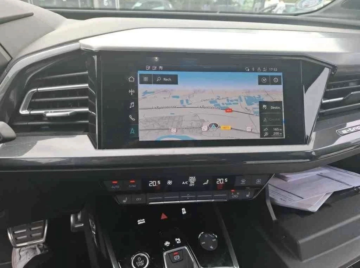 Audi Q4 e-tron/40/Sline/HeadUp/Sportseats/ACC/Termopump, снимка 7 - Автомобили и джипове - 53758844