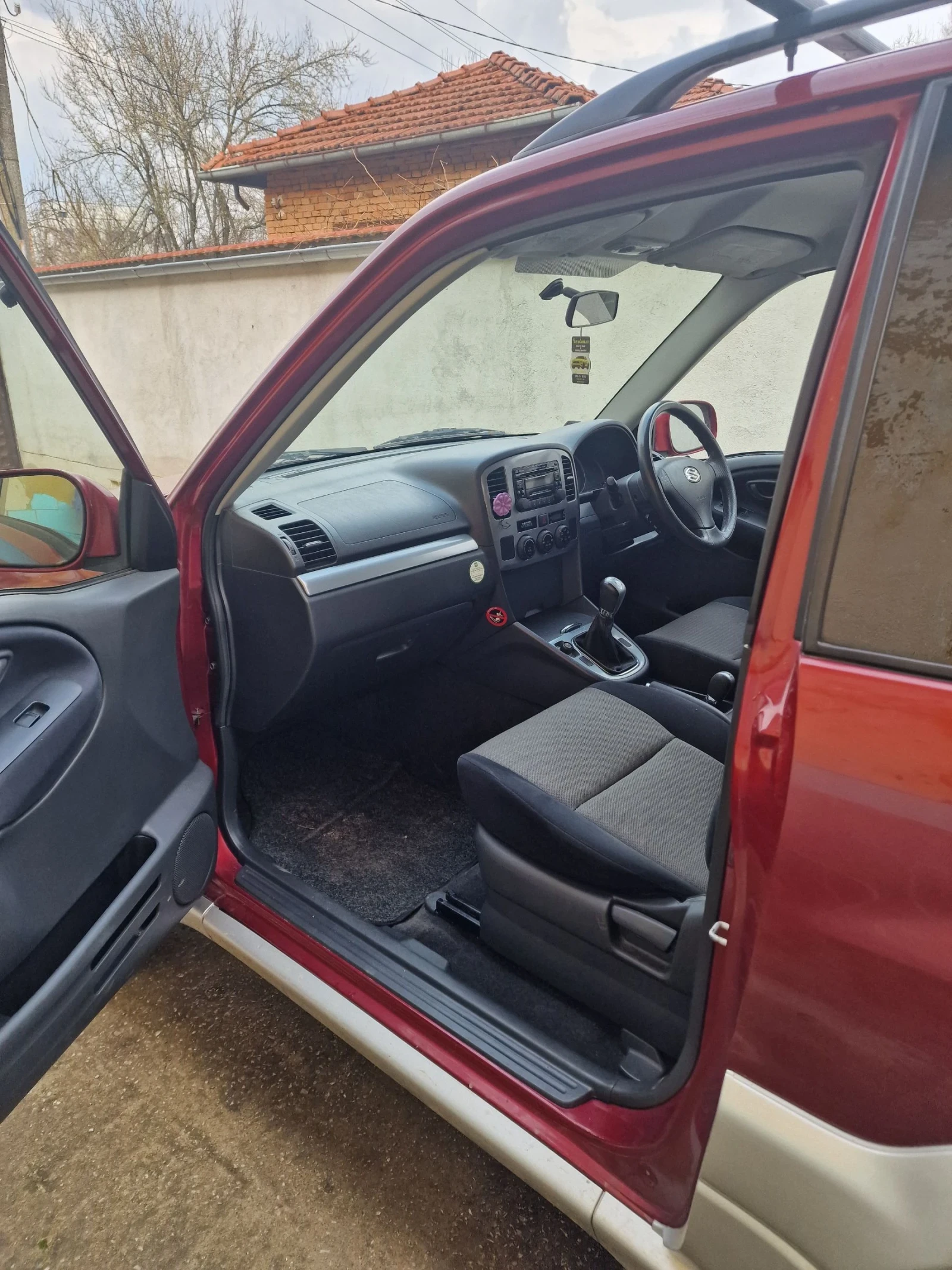 Suzuki Grand vitara Джип , снимка 6 - Автомобили и джипове - 53962819