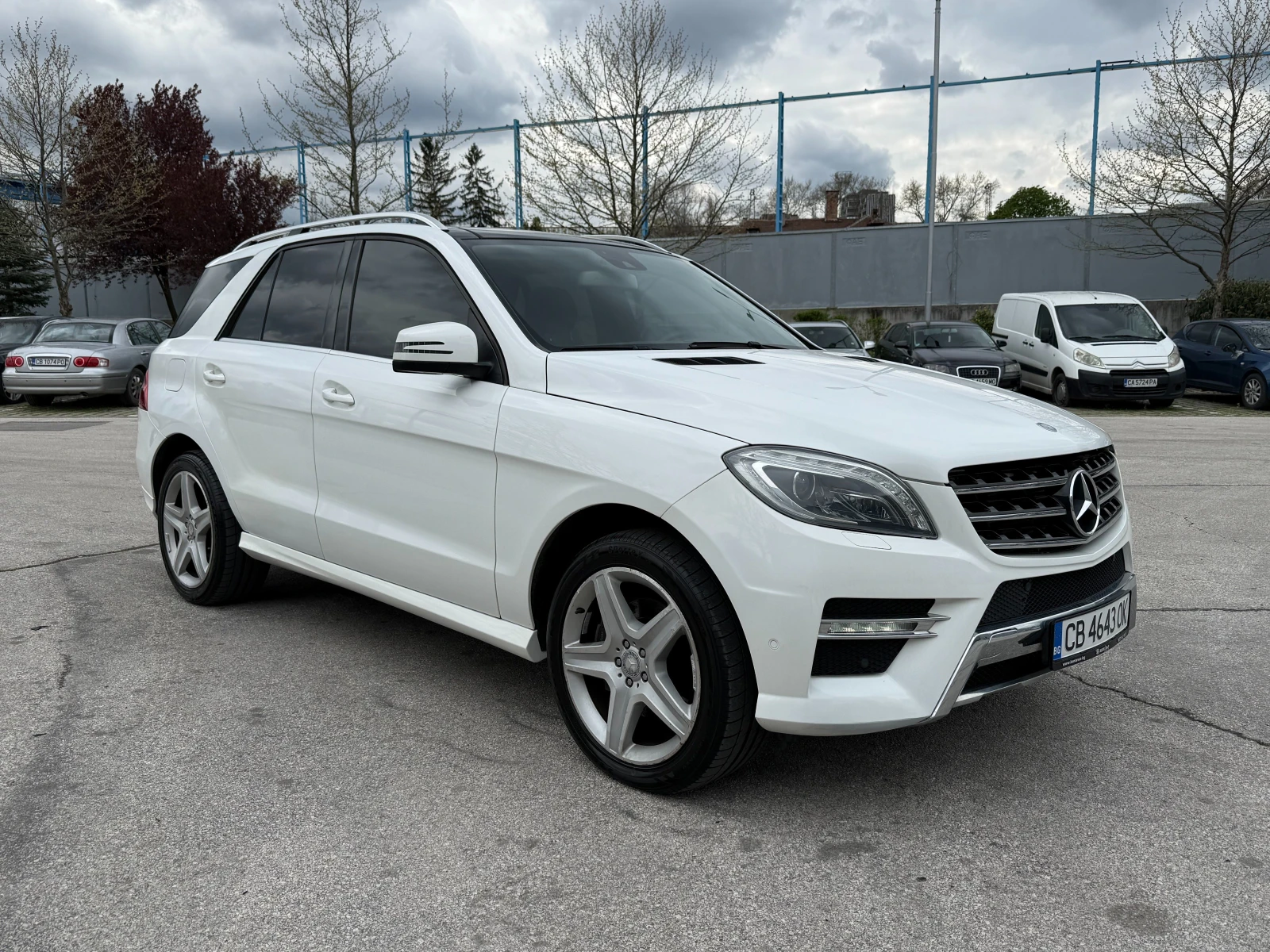 Mercedes-Benz ML 350 AMG PACK/ 4 MATIC, снимка 5 - Автомобили и джипове - 54287200