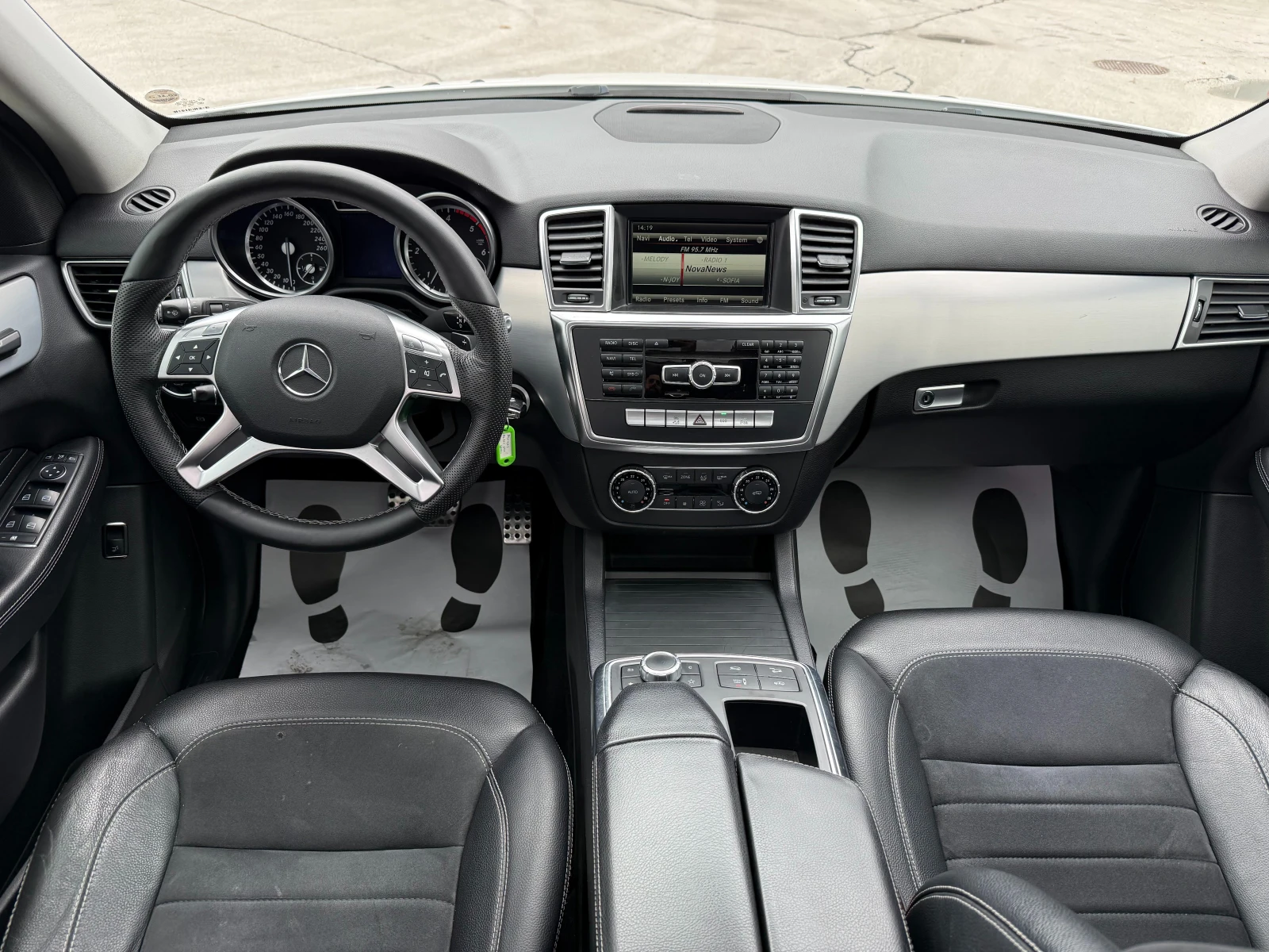 Mercedes-Benz ML 350 AMG PACK/ 4 MATIC, снимка 10 - Автомобили и джипове - 54287200