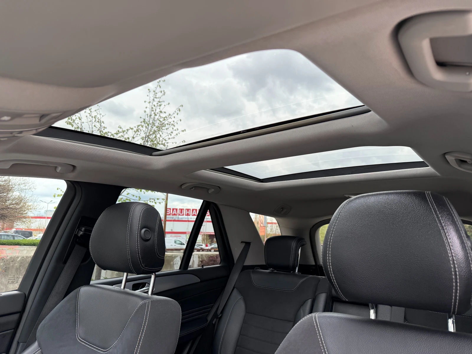 Mercedes-Benz ML 350 AMG PACK/ 4 MATIC, снимка 17 - Автомобили и джипове - 54287200