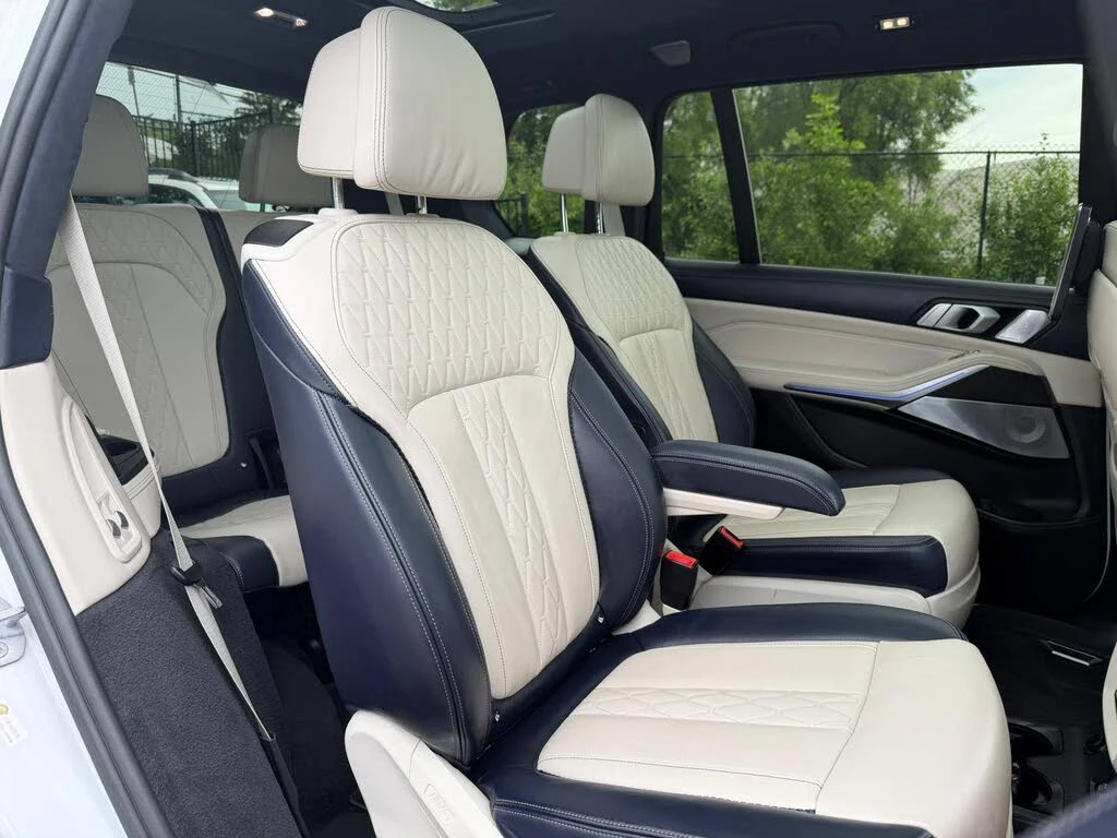 BMW X7 XDRIVE50I EKRAHИ/HEAD UP/ПАНОРАМА/360КАМЕРИ !FULL!, снимка 12 - Автомобили и джипове - 55119530
