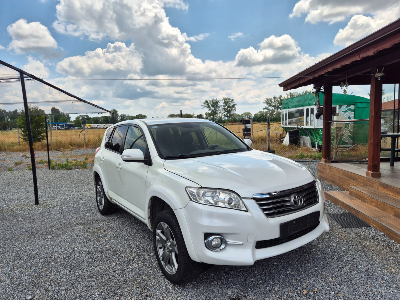 Toyota Rav4 2.2D-CAT, снимка 2 - Автомобили и джипове - 55157234