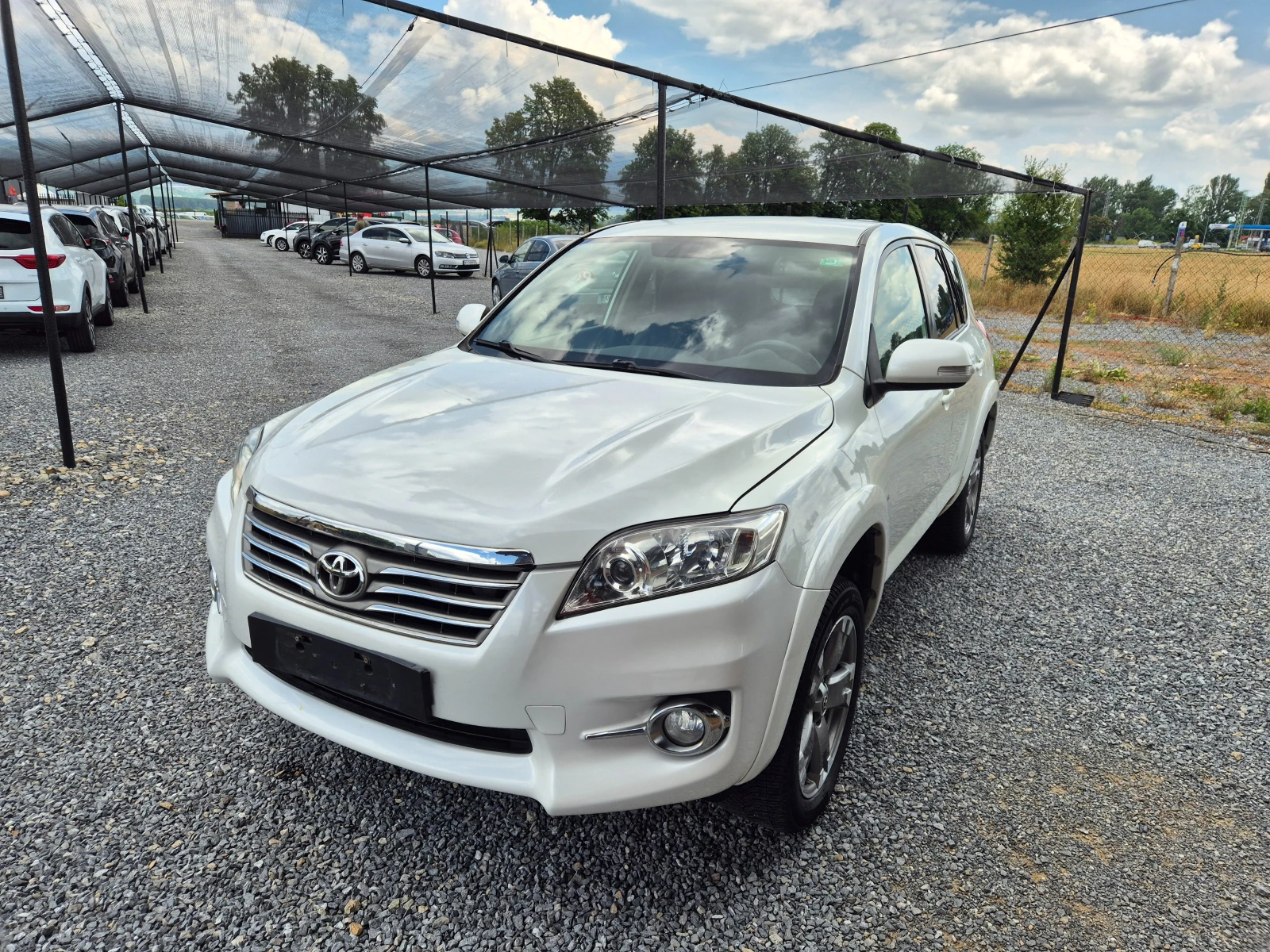 Toyota Rav4 2.2D-CAT, снимка 8 - Автомобили и джипове - 55157234