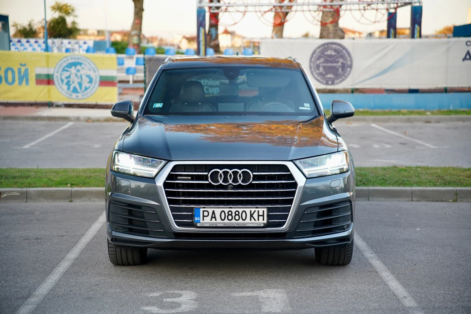 Audi Q7 50TDI * S Line* 6+ 1* SoftClose