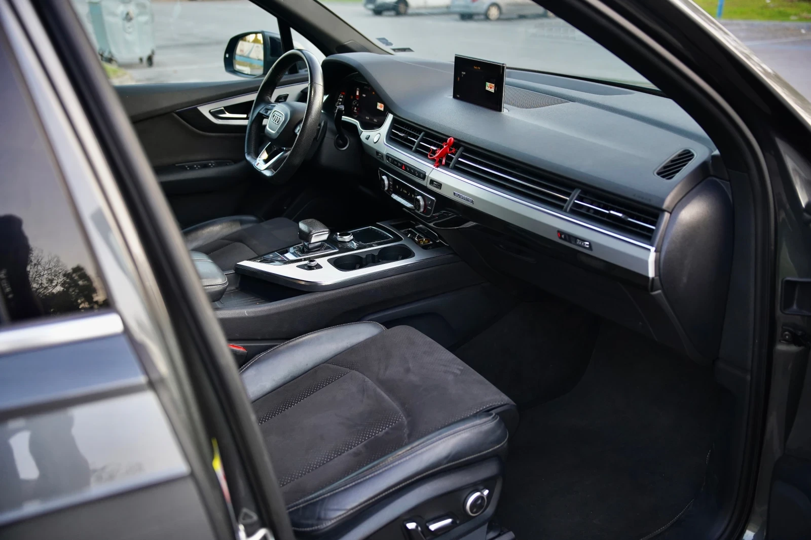 Audi Q7 50TDI * S Line* 6+ 1* SoftClose, снимка 6 - Автомобили и джипове - 55337812
