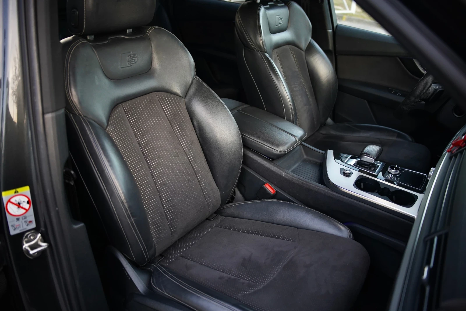 Audi Q7 50TDI * S Line* 6+ 1* SoftClose, снимка 14 - Автомобили и джипове - 55337812