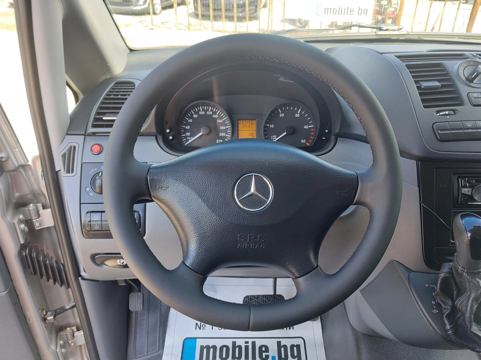 Mercedes-Benz Vito 2.2 -109кс. Автоматик 4х4 , снимка 14 - Бусове и автобуси - 55221572
