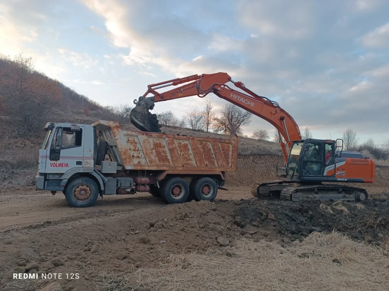 Iveco Trakker Самосвал, снимка 5 - Камиони - 48481995