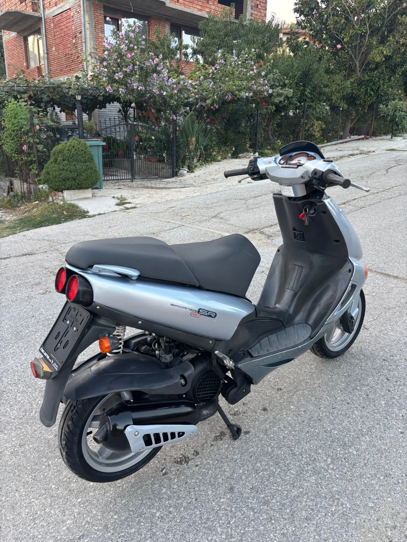 Aprilia Sr 150 - изображение 4