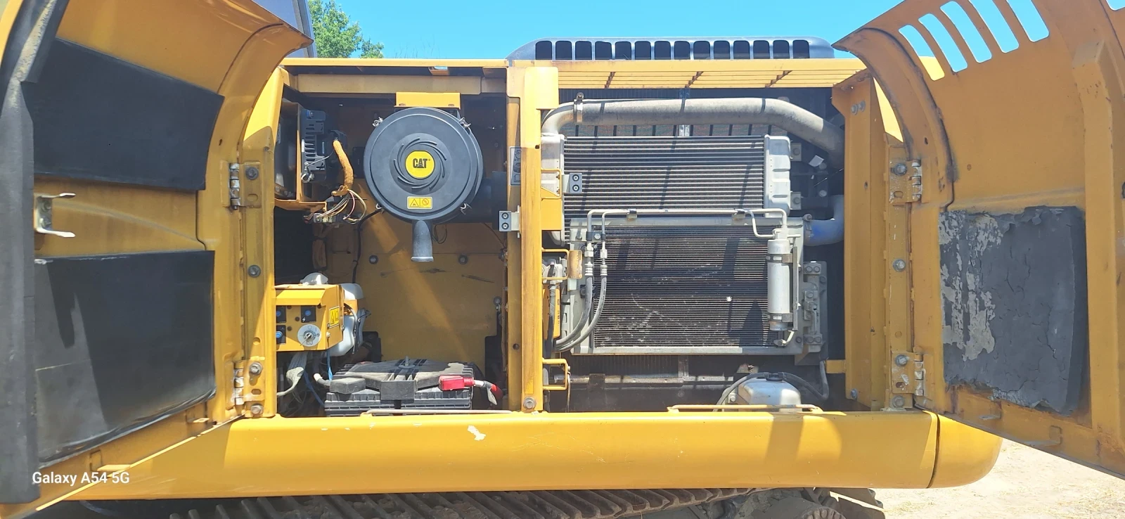 Багер Cat 323D, снимка 8 - Индустриална техника - 55059201