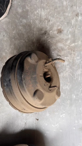       /    Hyundai Coupe 2001